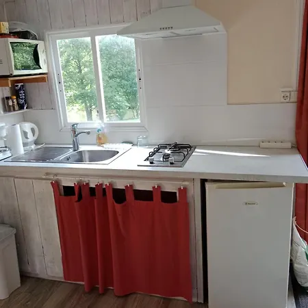 La Sapiniere 24- Mobile - Nature - 3 People Chalet *