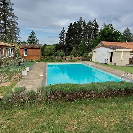 La Sapiniere 24- Mobile - Nature - 3 People Augignac